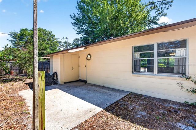 1302 NE 14TH TERRACE, Gainesville, FL 32601