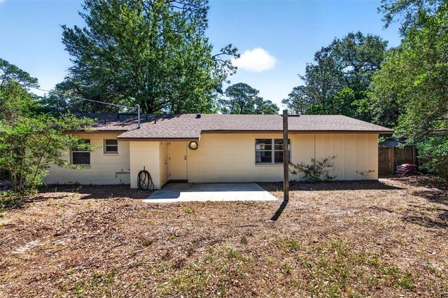 1302 NE 14TH TERRACE, Gainesville, FL 32601