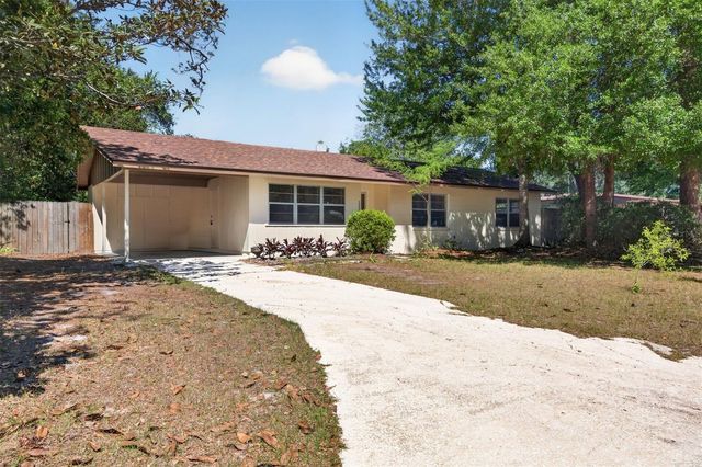 1302 NE 14TH TERRACE, Gainesville, FL 32601