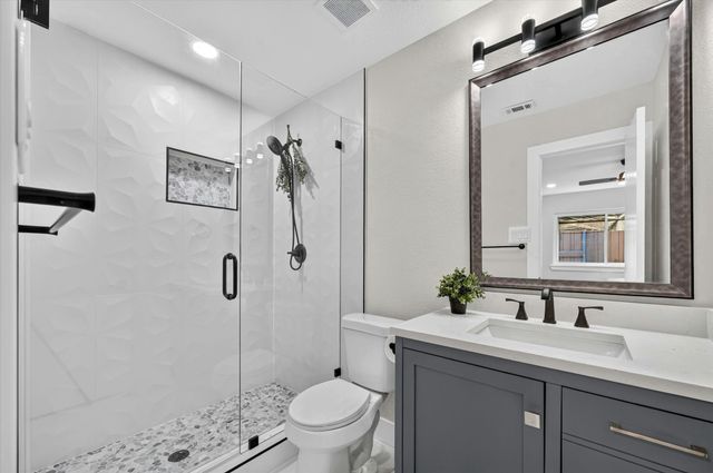 4709 Pemberton Lane, The Colony, TX 75056