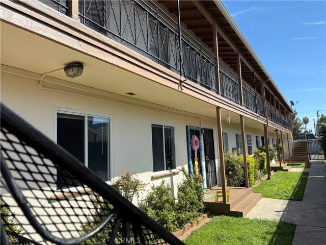 1885 Locust, Long Beach, CA 90806