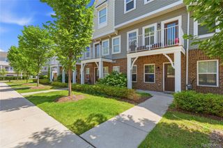 561 Parkdale Lane, Ferndale, MI 48220