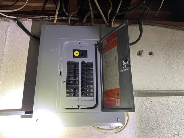 1135 Cove Lane, Unincorporated, MO 63138