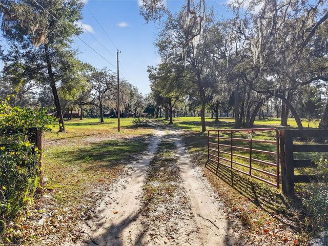 11469 SW 49TH PLAZA, Webster, FL 33597