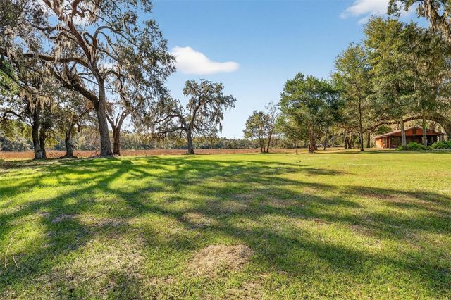 11469 SW 49TH PLAZA, Webster, FL 33597