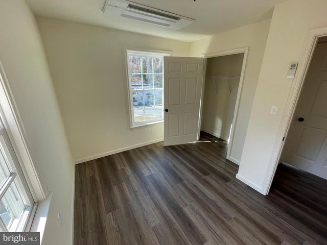 10 NEWLINVILLE RD, Coatesville, PA 19320