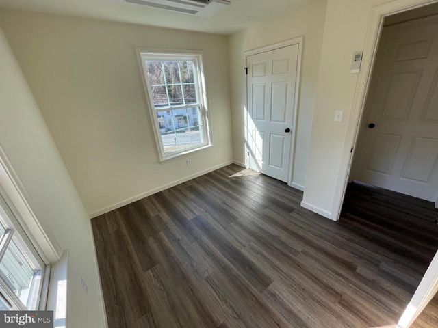 10 NEWLINVILLE RD, Coatesville, PA 19320