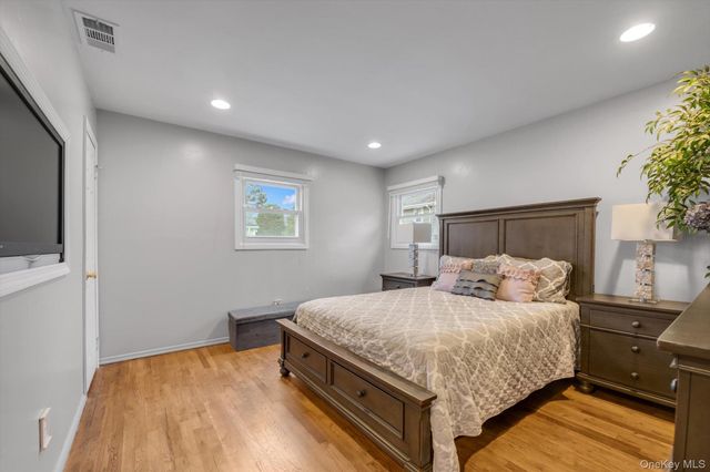 326 4th Street, East Northport, NY 11731