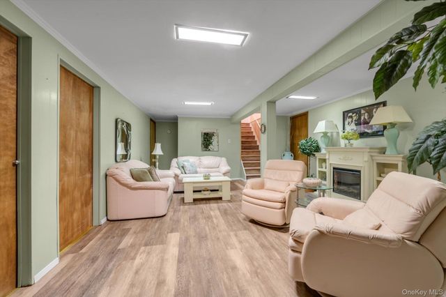 326 4th Street, East Northport, NY 11731