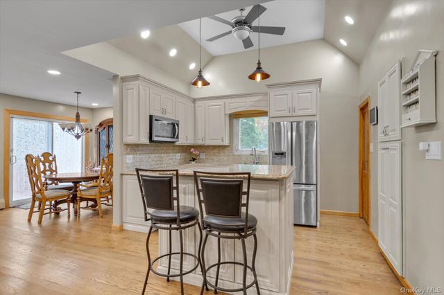 326 4th Street, East Northport, NY 11731