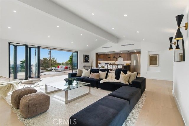 1764 E Loma Alta, Altadena, CA 91001