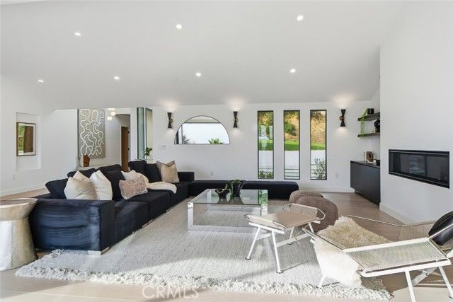 1764 E Loma Alta, Altadena, CA 91001