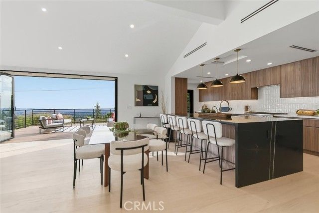 1764 E Loma Alta, Altadena, CA 91001