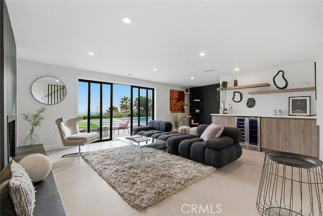 1764 E Loma Alta, Altadena, CA 91001