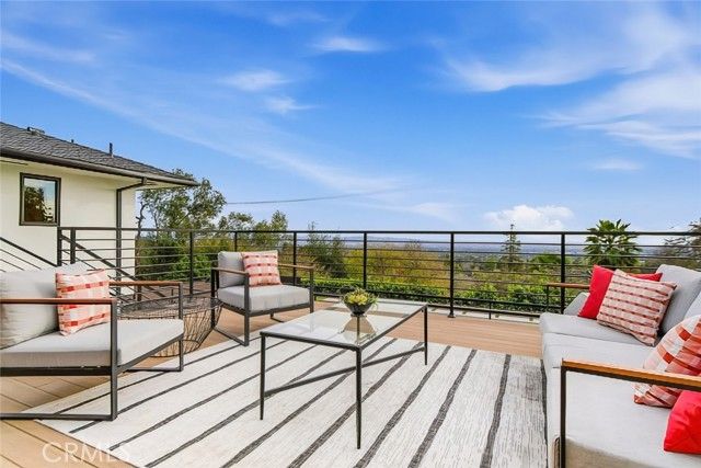 1764 E Loma Alta, Altadena, CA 91001