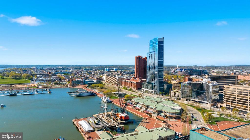 Image 1 of property listing at 414 WATER ST #3001, Baltimore, MD 21202