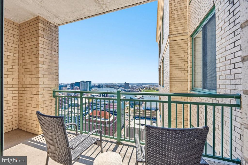 Image 13 of property listing at 414 WATER ST #3001, Baltimore, MD 21202