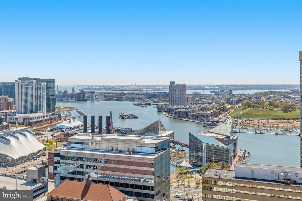 Image 16 of property listing at 414 WATER ST #3001, Baltimore, MD 21202