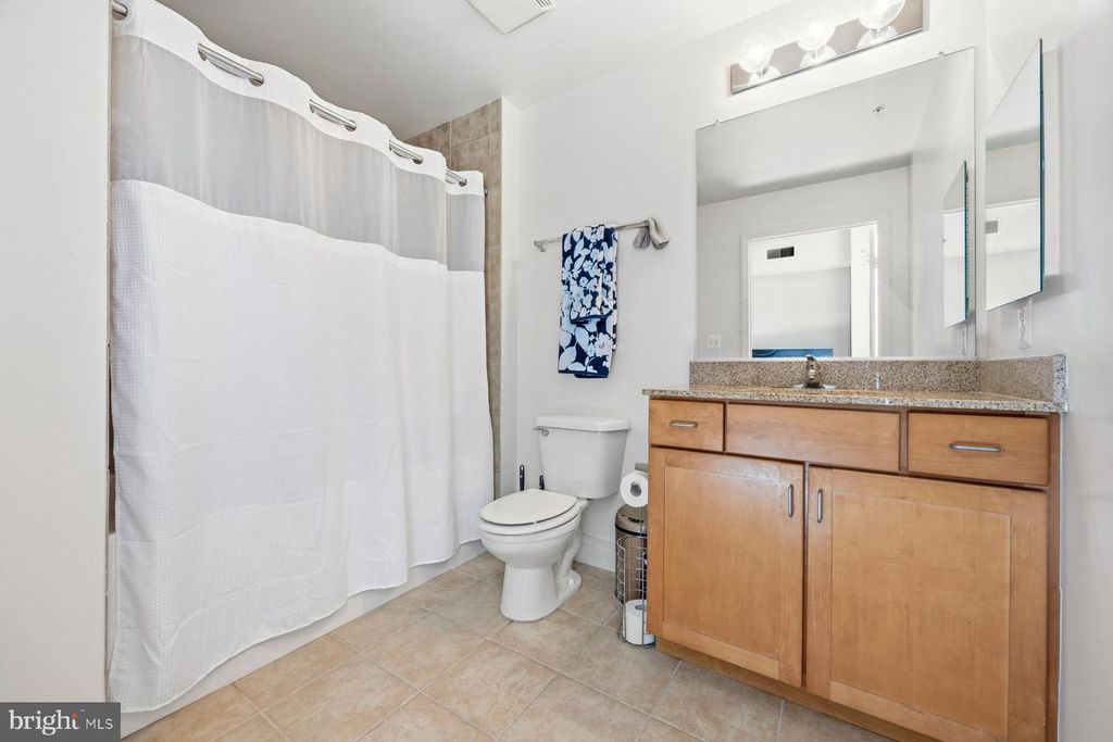 Image 20 of property listing at 414 WATER ST #3001, Baltimore, MD 21202