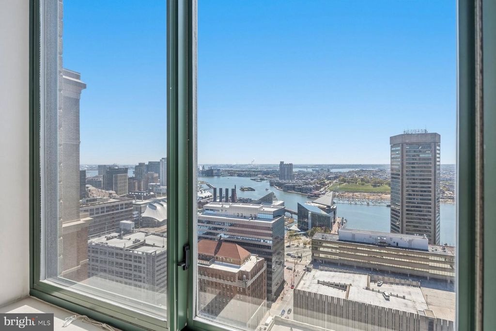 Image 21 of property listing at 414 WATER ST #3001, Baltimore, MD 21202