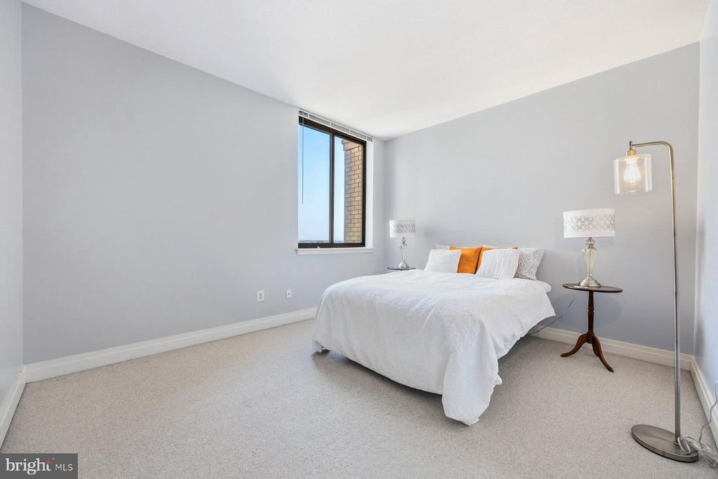 Image 25 of property listing at 414 WATER ST #3001, Baltimore, MD 21202