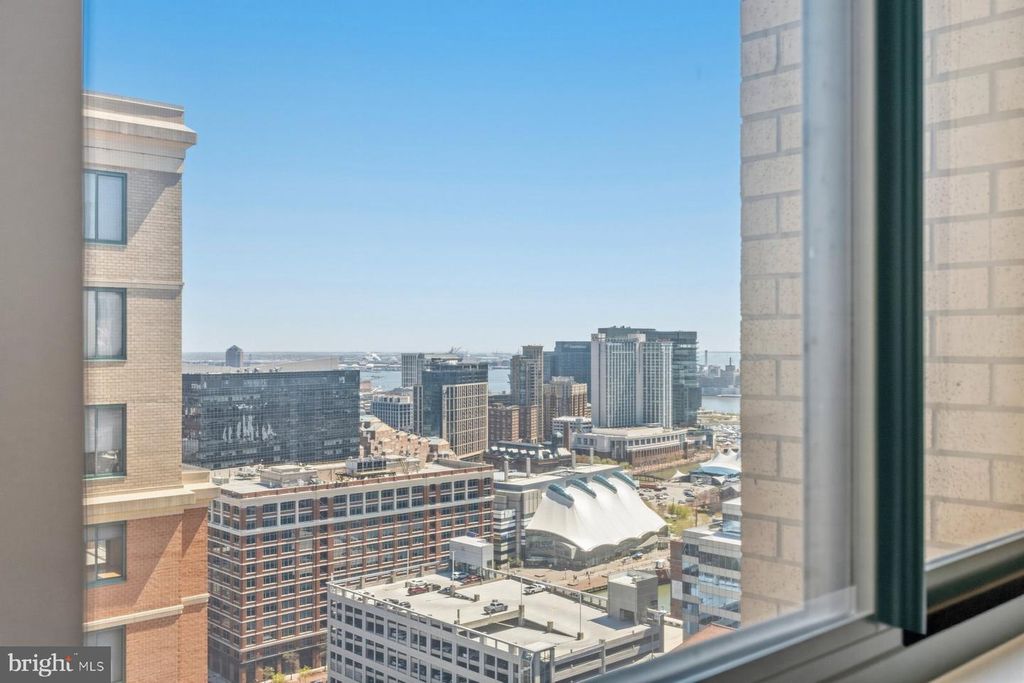 Image 27 of property listing at 414 WATER ST #3001, Baltimore, MD 21202
