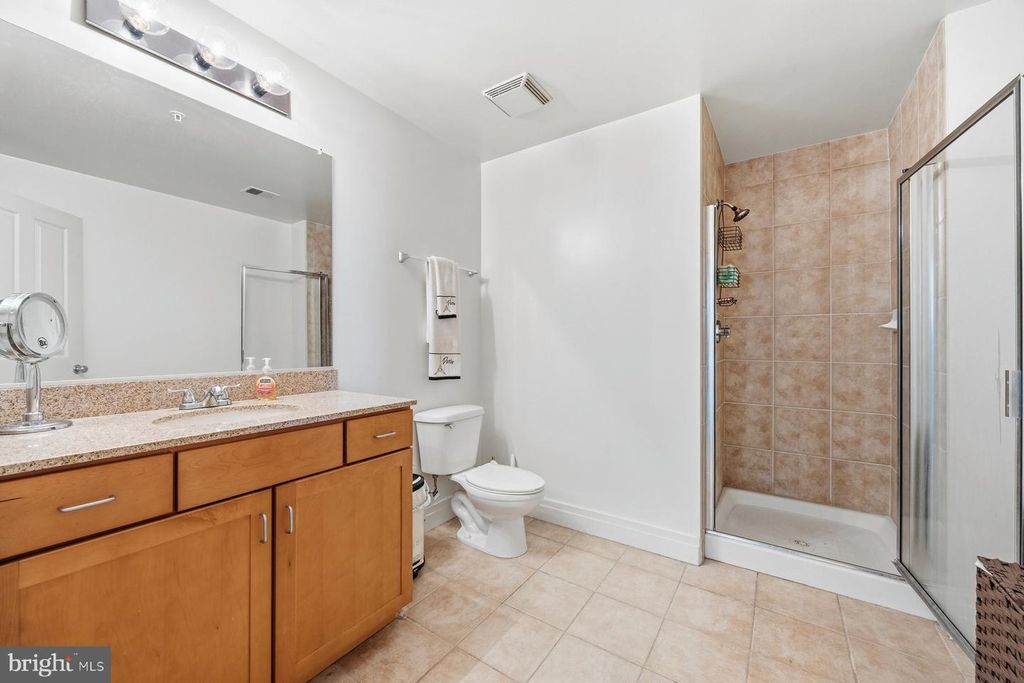 Image 28 of property listing at 414 WATER ST #3001, Baltimore, MD 21202