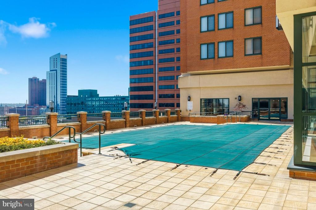 Image 32 of property listing at 414 WATER ST #3001, Baltimore, MD 21202