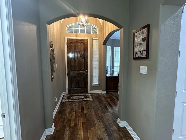 5716 Ridgerock Road, Fort Worth, TX 76132