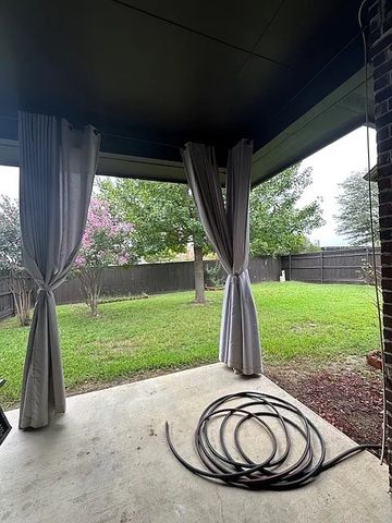 5716 Ridgerock Road, Fort Worth, TX 76132