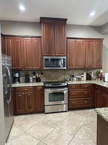 5716 Ridgerock Road, Fort Worth, TX 76132