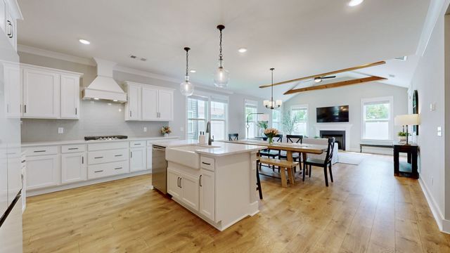 3238 Chatfield Dr, Murfreesboro, TN 37129