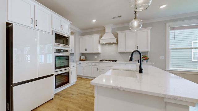 3238 Chatfield Dr, Murfreesboro, TN 37129