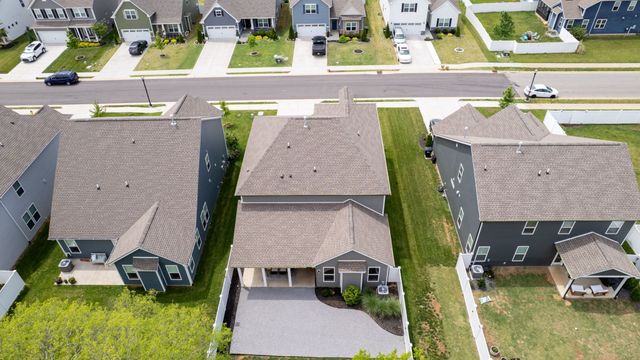 3238 Chatfield Dr, Murfreesboro, TN 37129
