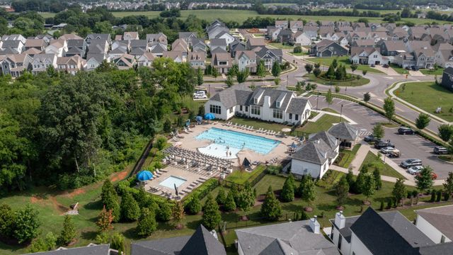 3238 Chatfield Dr, Murfreesboro, TN 37129