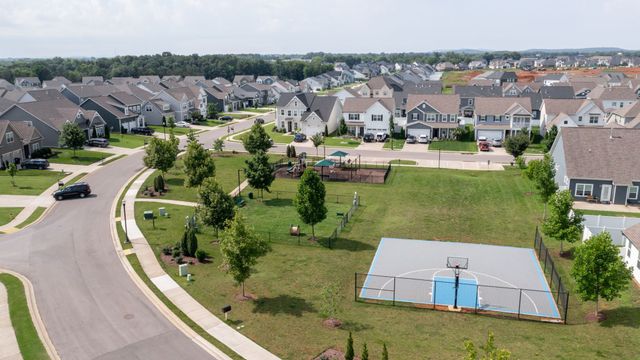 3238 Chatfield Dr, Murfreesboro, TN 37129