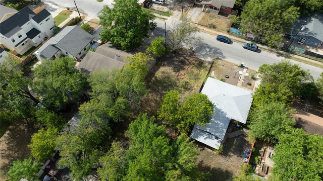 6804 Montana ST, Austin, TX 78741