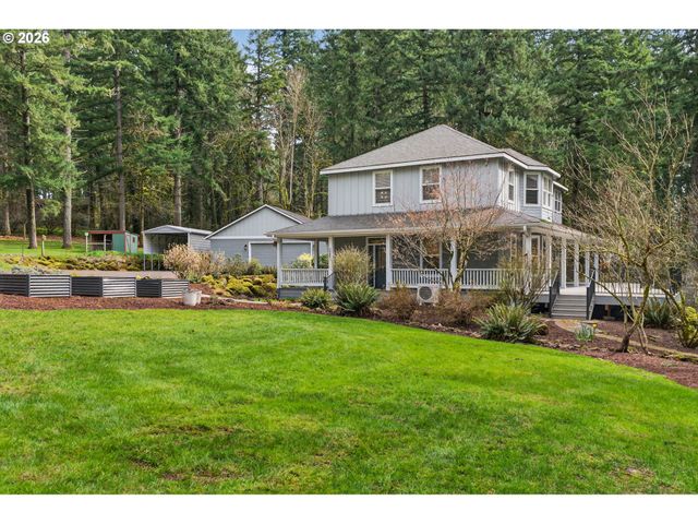 15900 S LORA Ct, Oregon City, OR 97045