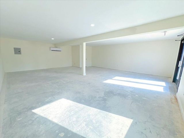 7704 Irvington Boulevard, Houston, TX 77022