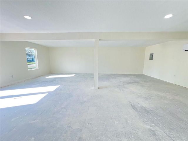 7704 Irvington Boulevard, Houston, TX 77022