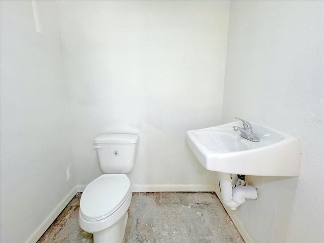 7704 Irvington Boulevard, Houston, TX 77022