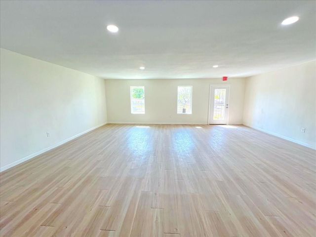 7704 Irvington Boulevard, Houston, TX 77022