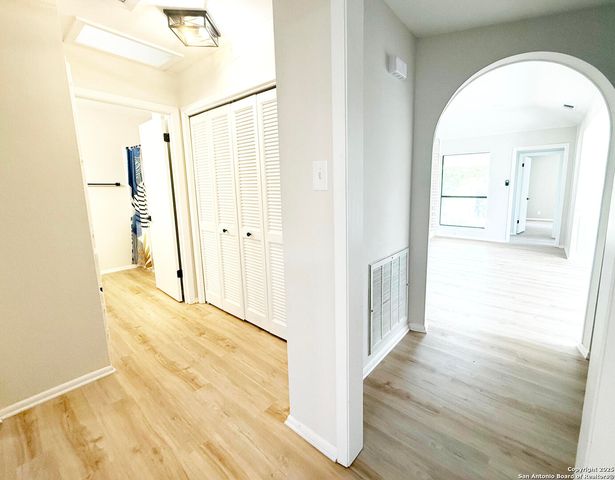 5800 Royal Bnd, San Antonio, TX 78239