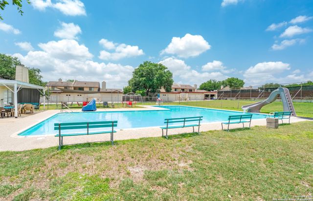 5800 Royal Bnd, San Antonio, TX 78239