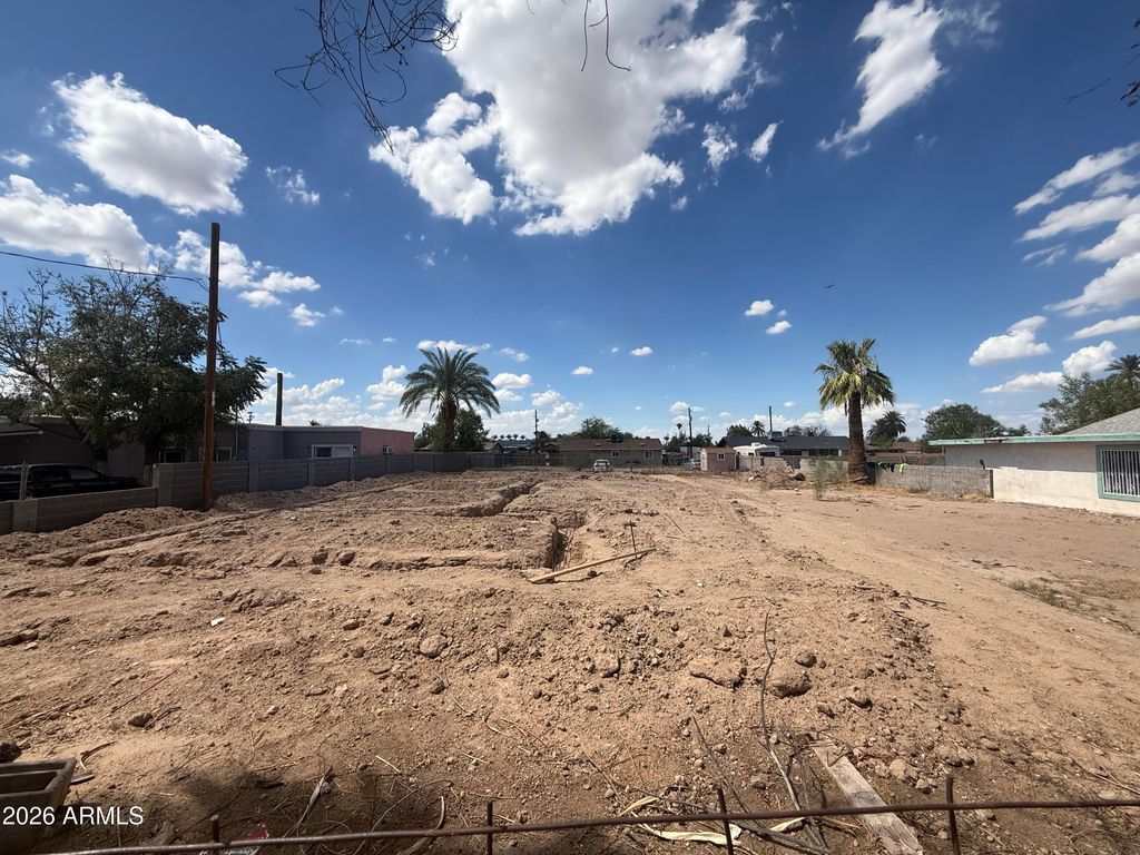 5228 S 3RD Street 31, Phoenix, AZ 85040 — exterior