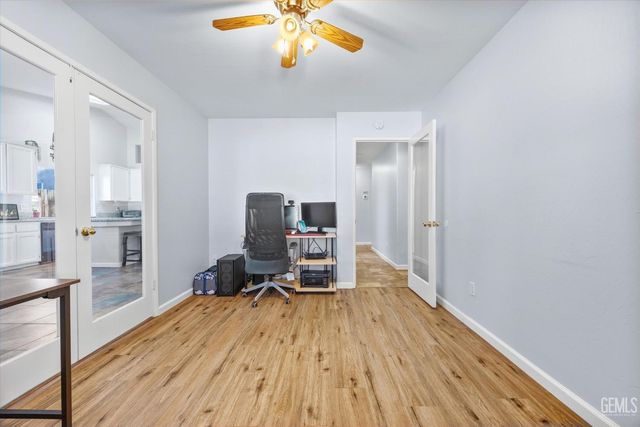 5813 Pendleton Falls Drive, Bakersfield, CA 93312