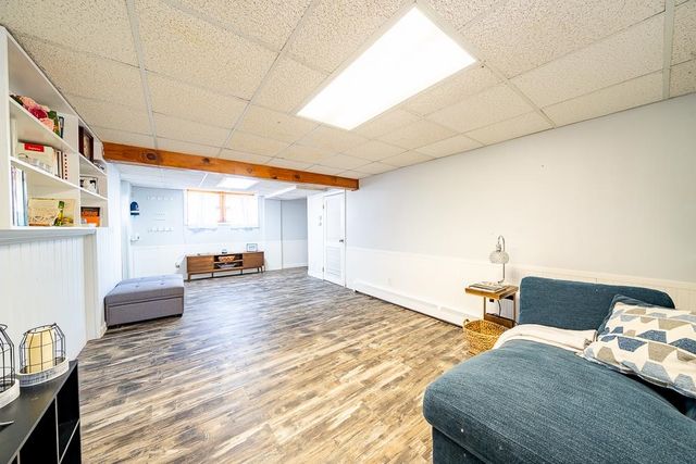 75 Hall Road, Londonderry, NH 03053