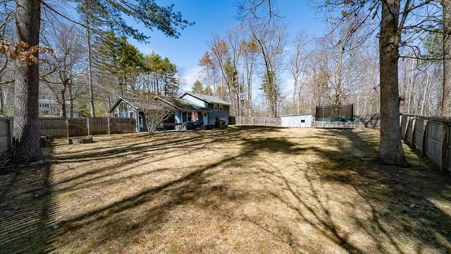 75 Hall Road, Londonderry, NH 03053