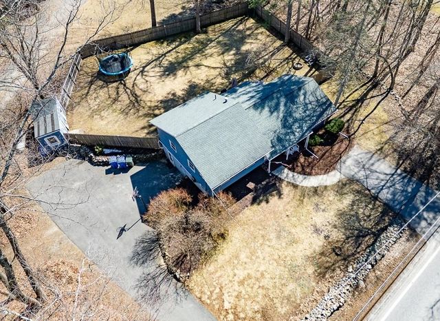 75 Hall Road, Londonderry, NH 03053