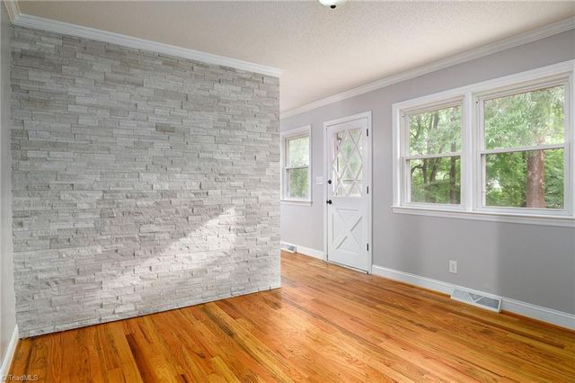 112 Delta Street, Lexington, NC 27295
